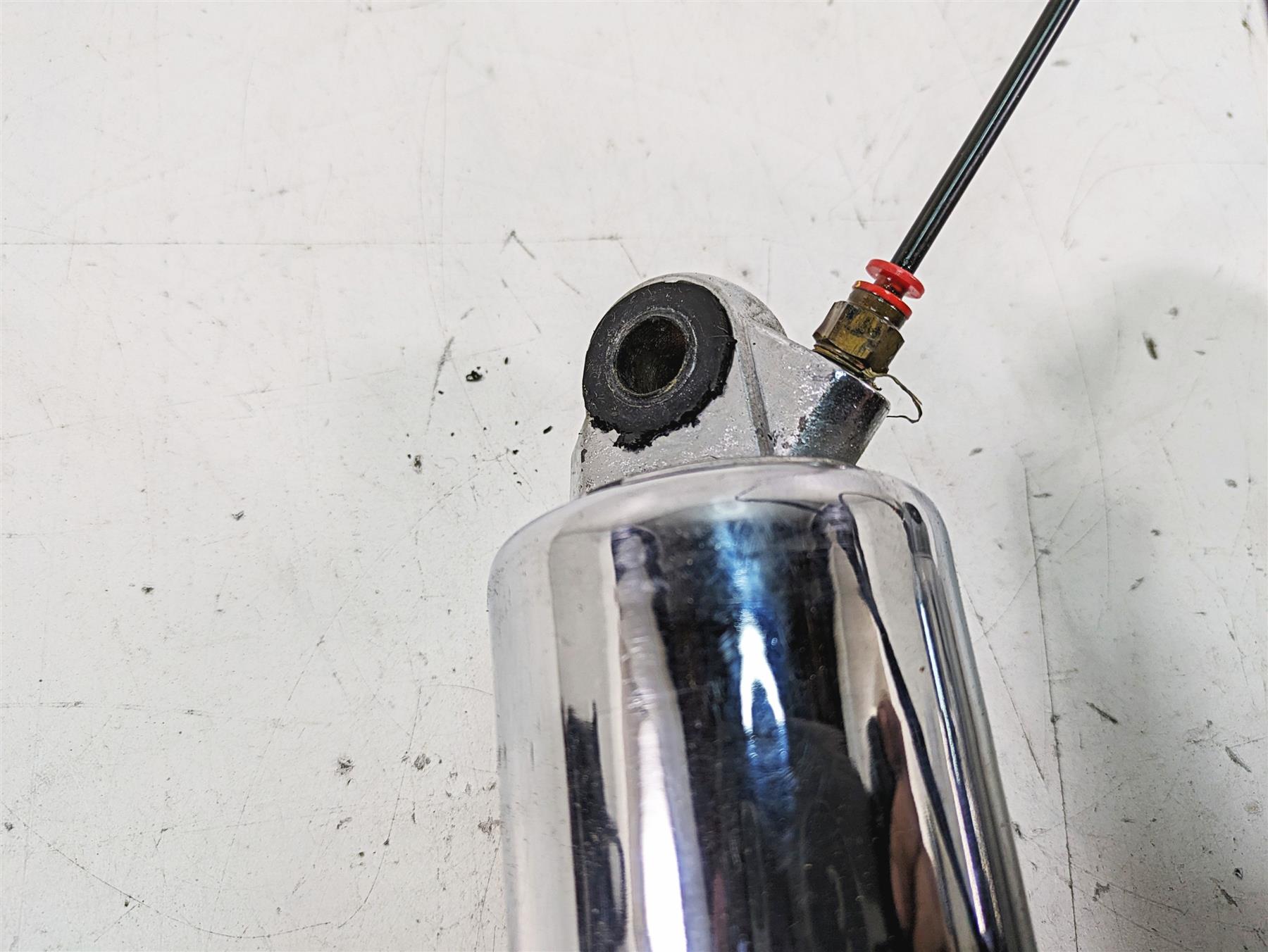 2008 Harley FLHTCU Electra Glide Rear Chrome Air Shock Damper 12" Set {{ shop.shopifyCountryName }} - Mototech271
