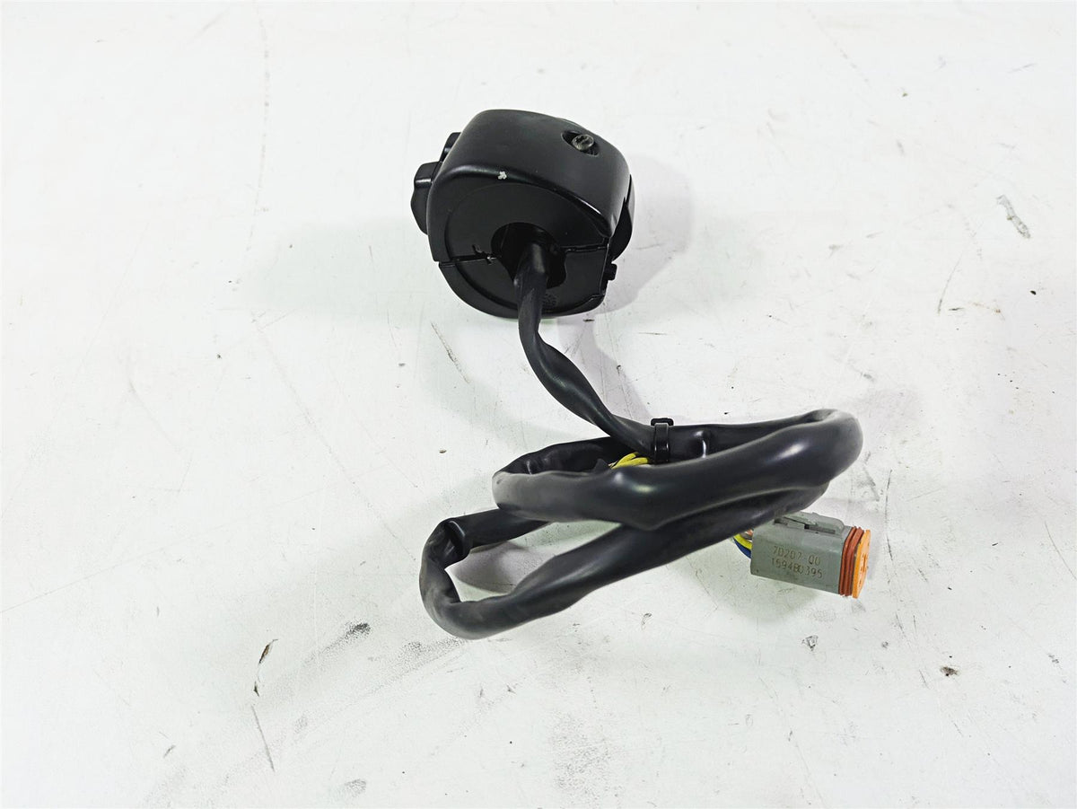 2004 Harley FLSTCI Softail Heritage Left Hand Control Switch 71682-06A 71685-06A {{ shop.shopifyCountryName }} - Mototech271