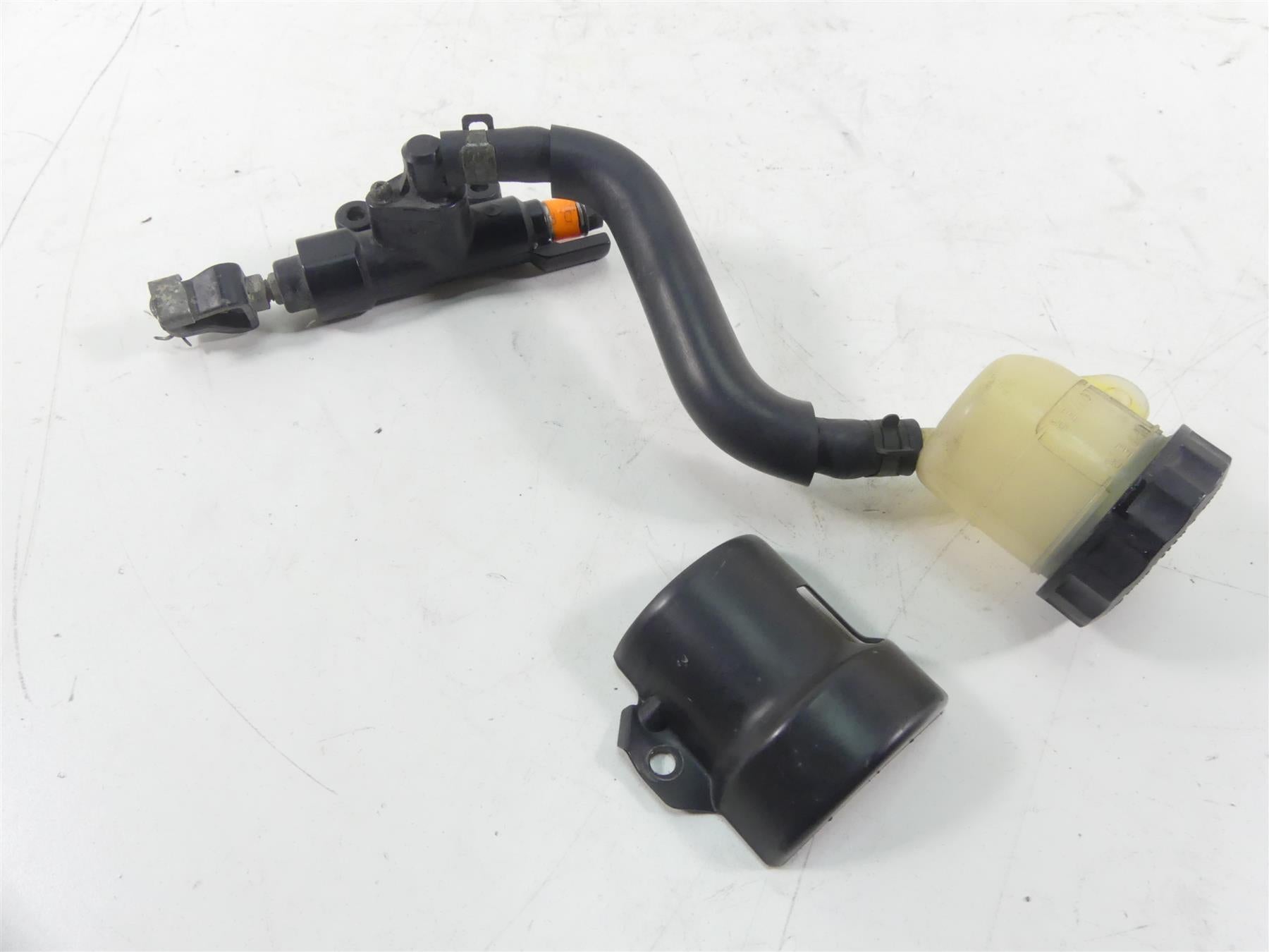 2003 Honda VTX1800R Rear Nissin Brake Master Cylinder 11/16" Bore 43510-MCV-016 {{ shop.shopifyCountryName }} - Mototech271