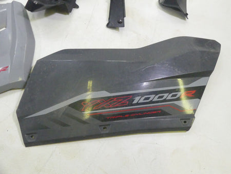 2018 Yamaha YXZ1000 R EPS Body Fairing Fuel Tank Door Cover Set 2HC-F4110-00-00 {{ shop.shopifyCountryName }} - Mototech271