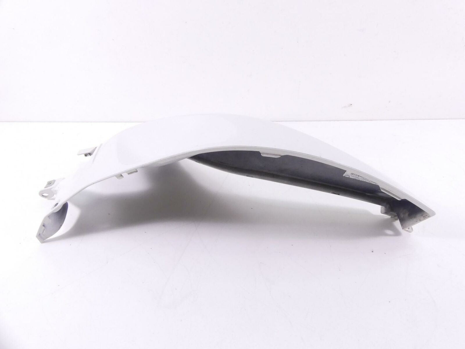 2017 BMW R1200 RT RTW K52 Right Tank Cover Fairing Alpinwhite 46638533564 {{ shop.shopifyCountryName }} - Mototech271