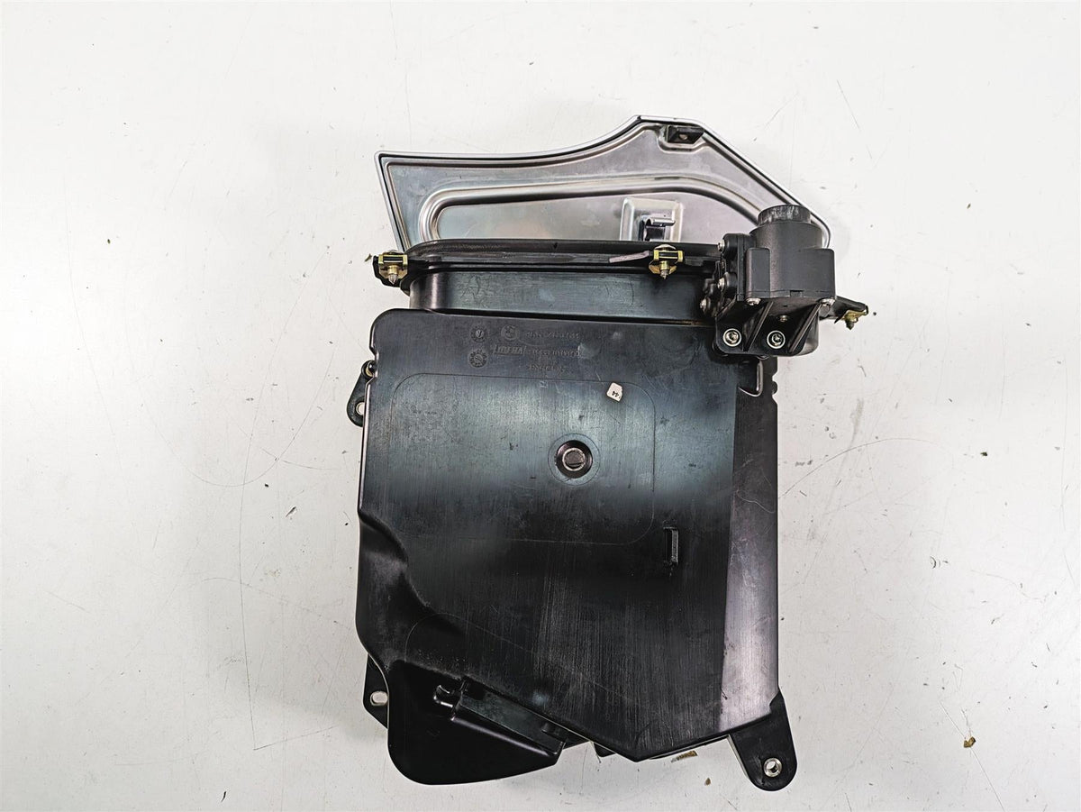2007 BMW R1200RT K26 Right Glove Box & Titan Silver Lid 46637681544 {{ shop.shopifyCountryName }} - Mototech271