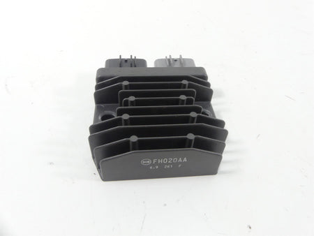 2017 Yamaha XT1200Z Super Tenere Rectifier Voltage Regulator 1D7-81960-01-00 {{ shop.shopifyCountryName }} - Mototech271