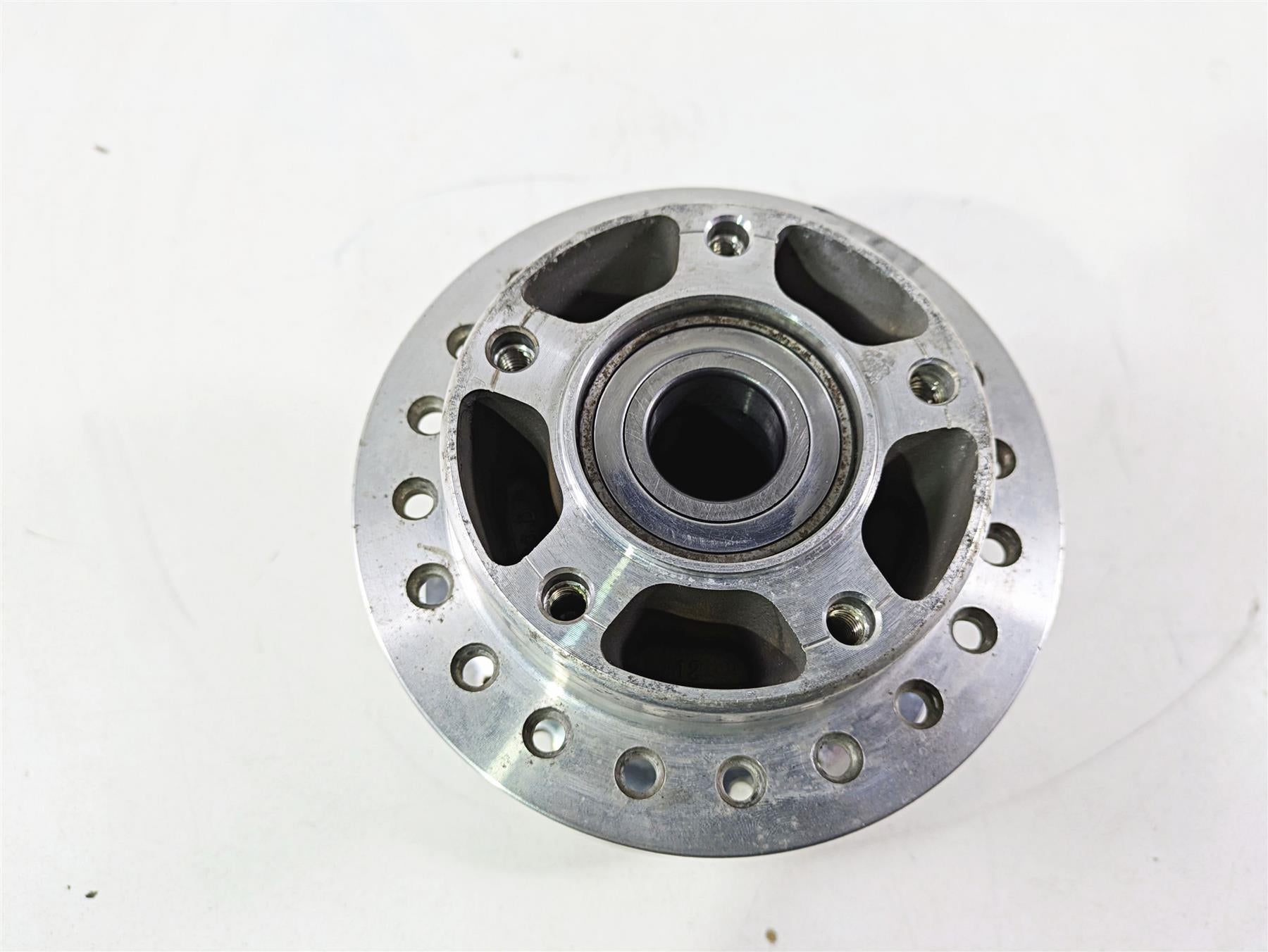 2021 Harley Softail FXST Standard Front Wheel Rim Hub 43300813 {{ shop.shopifyCountryName }} - Mototech271