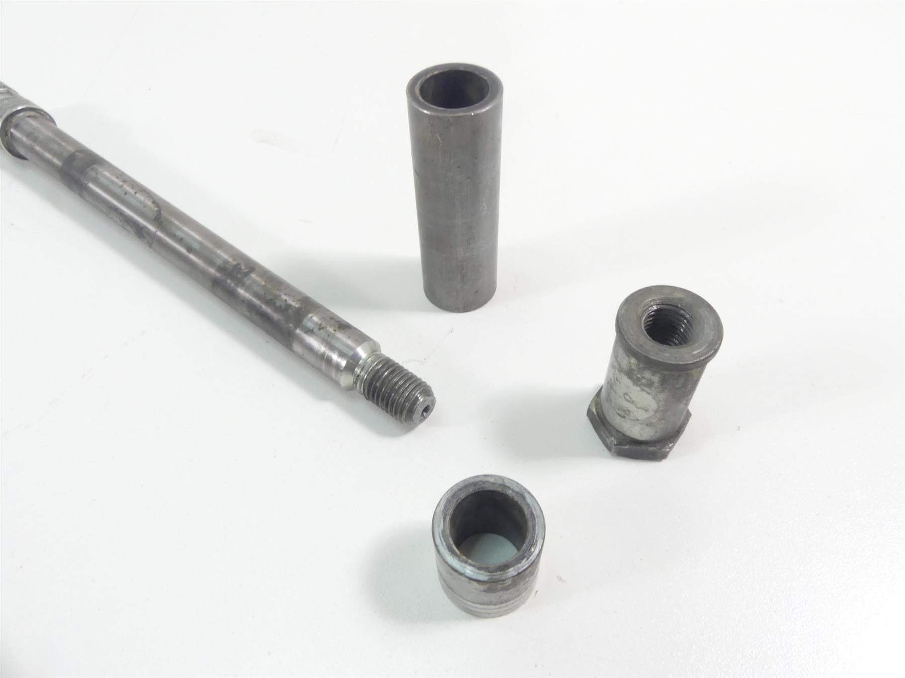 1980 Honda CB750C Custom Front Wheel Spindle Axle 44301-425-870 {{ shop.shopifyCountryName }} - Mototech271