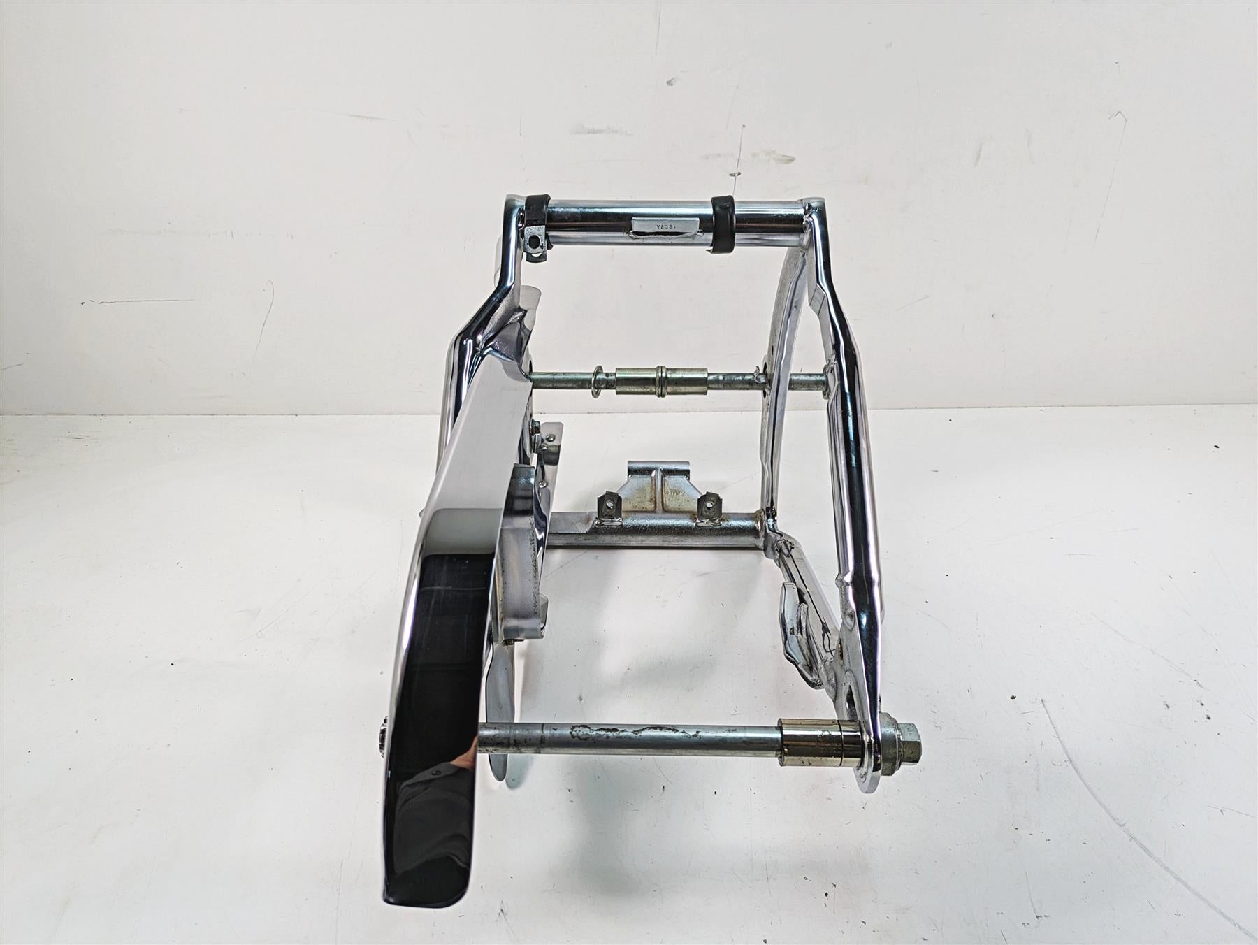 2006 Harley Softail FXSTSI Springer Rear Chrome Swingarm 200mm 47614-06 {{ shop.shopifyCountryName }} - Mototech271