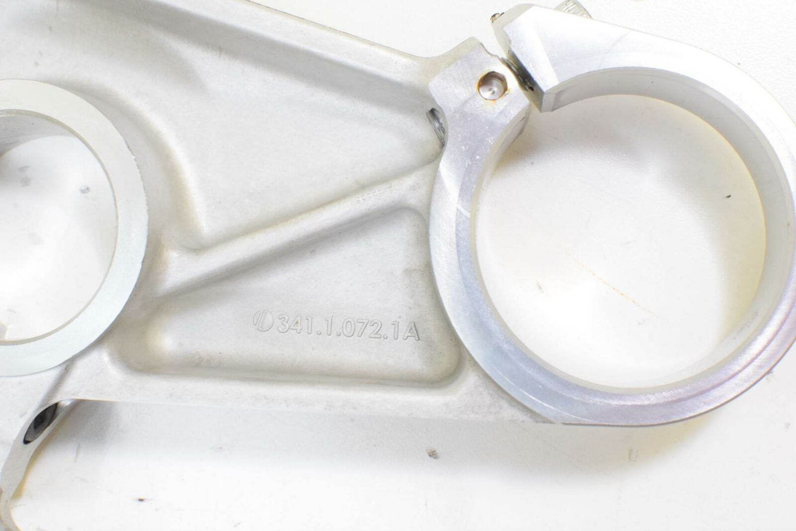2012 Ducati 848 Evo Corse SE Upper Triple Tree Steering Clamp 34110721A {{ shop.shopifyCountryName }} - Mototech271