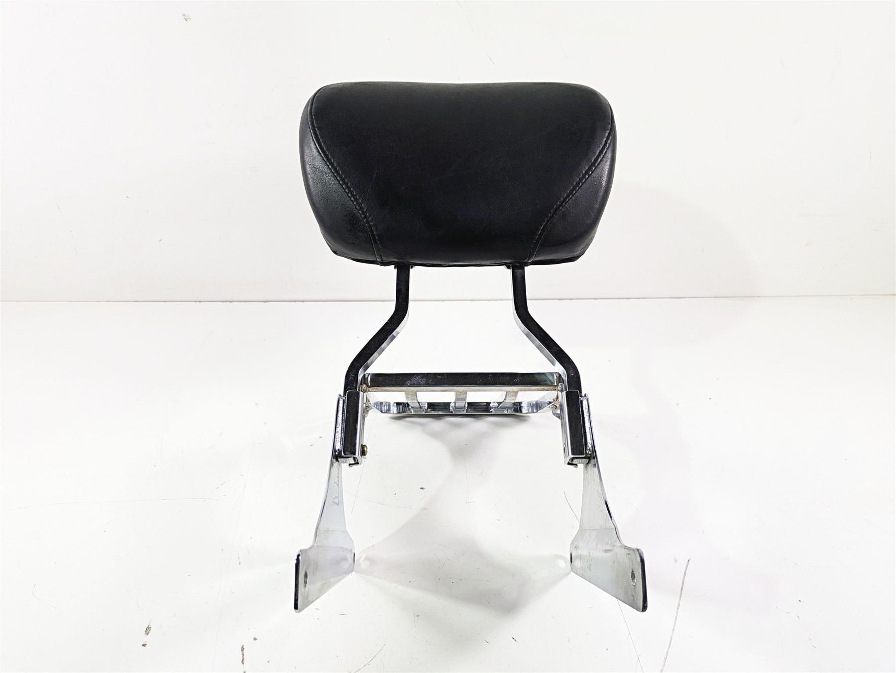 2004 Harley Softail FLSTF Fat Boy Passenger Sissybar Backrest 6 Pack Rack {{ shop.shopifyCountryName }} - Mototech271