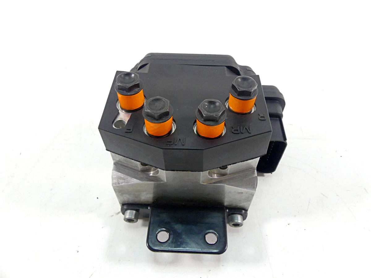 2015 Harley VRSCF Muscle V-Rod Abs Brake Pump Unit Module 40664-08A {{ shop.shopifyCountryName }} - Mototech271