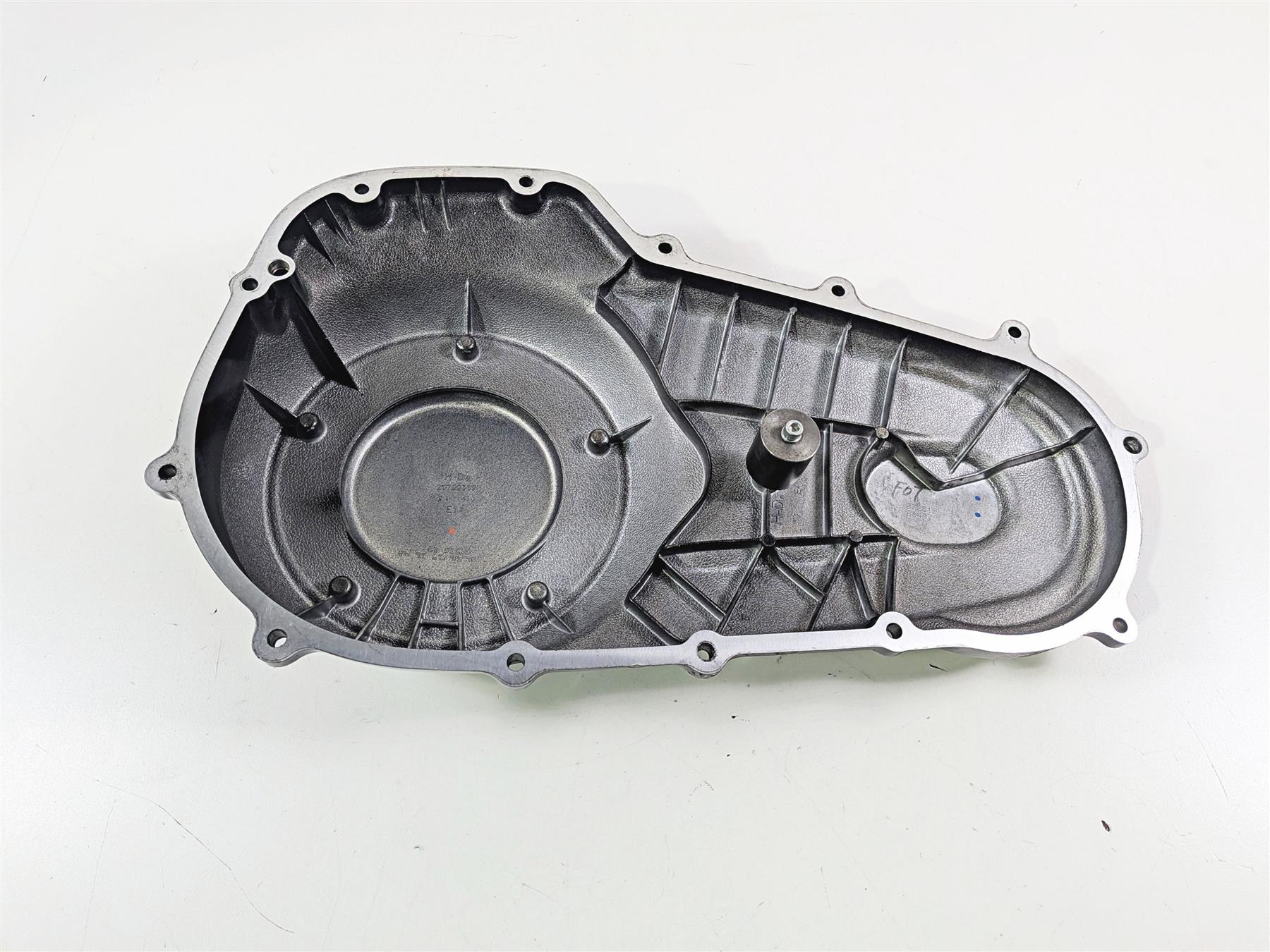 2020 Harley Touring FLTRK Road Glide Outer Primary Drive Clutch Cover 25700377 {{ shop.shopifyCountryName }} - Mototech271