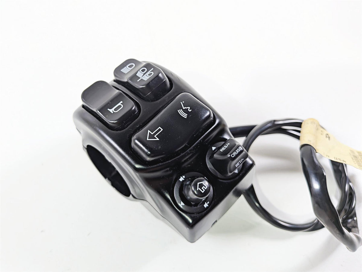 2018 Harley Touring FLHTCU Electra Glide Left Hand Control Switch Cruise 69200178-Mototech271