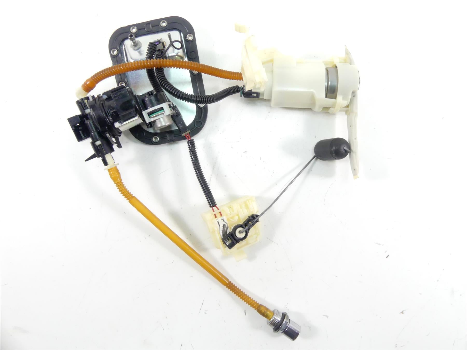 2017 Harley Softail FXSB Breakout Fuel Gas Petrol Pump & Sending Unit 75252-11A {{ shop.shopifyCountryName }} - Mototech271