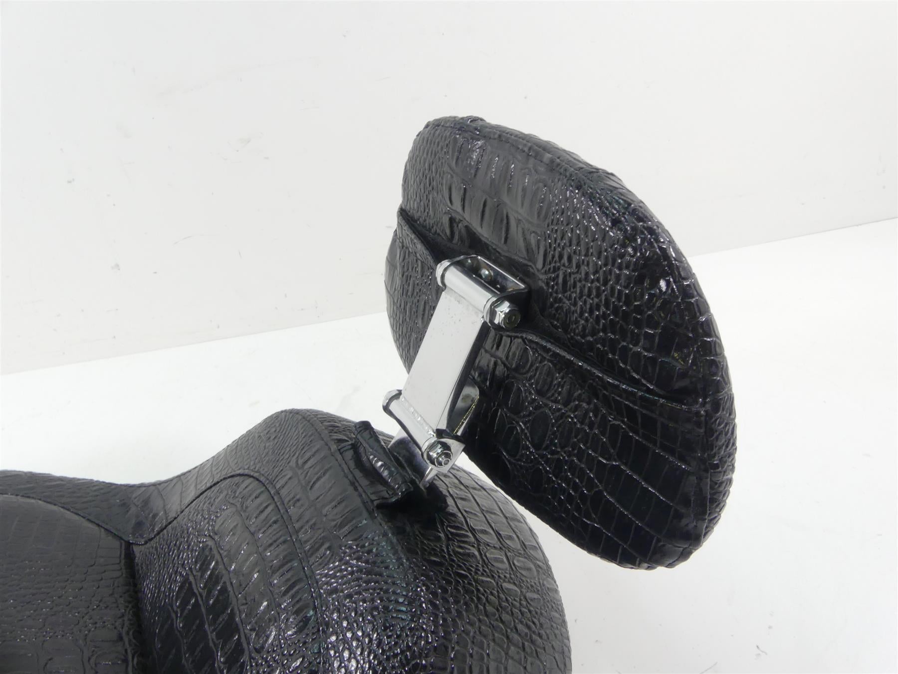 2005 Honda V-Twin VTX1800 S3 Mustang Front Crocodile Skin Seat Back Rest 528024 {{ shop.shopifyCountryName }} - Mototech271