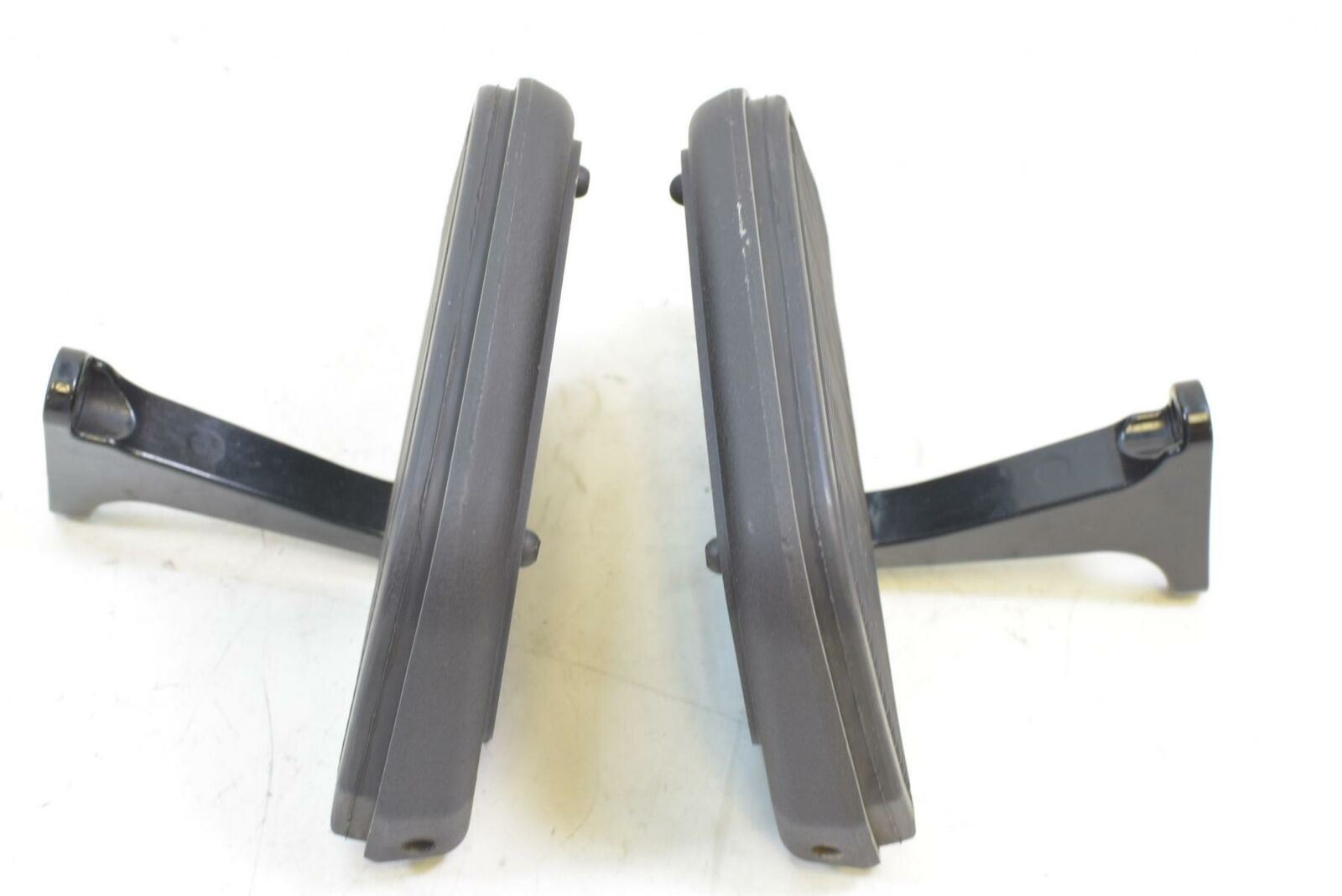 2010 Harley Touring FLHTCU Electra Glide Rear Passenger Floor Boards 52719-93B {{ shop.shopifyCountryName }} - Mototech271