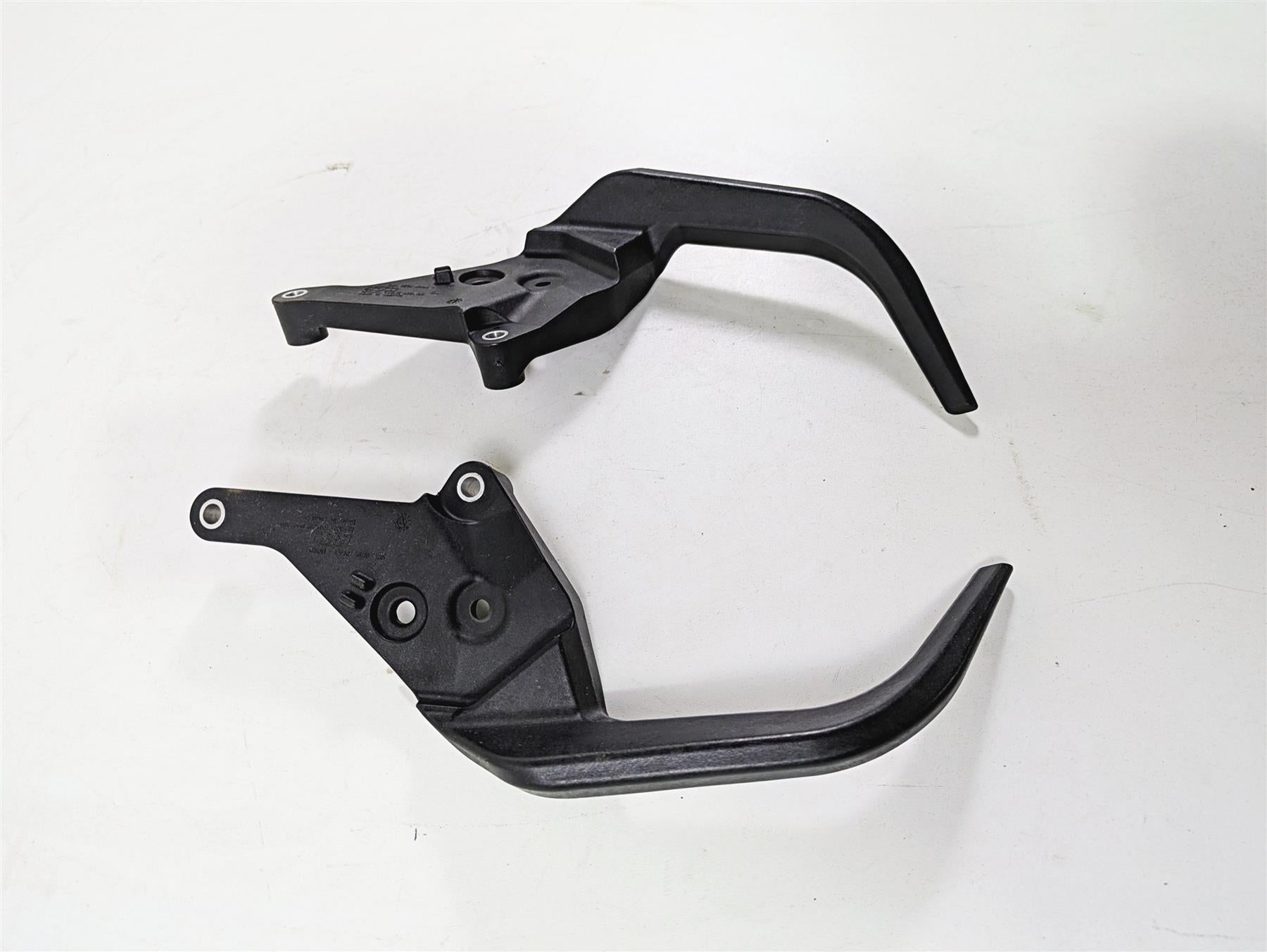 2020 KTM 1290 Super Adventure R Passenger Grab Handle Set 6031200920030 {{ shop.shopifyCountryName }} - Mototech271