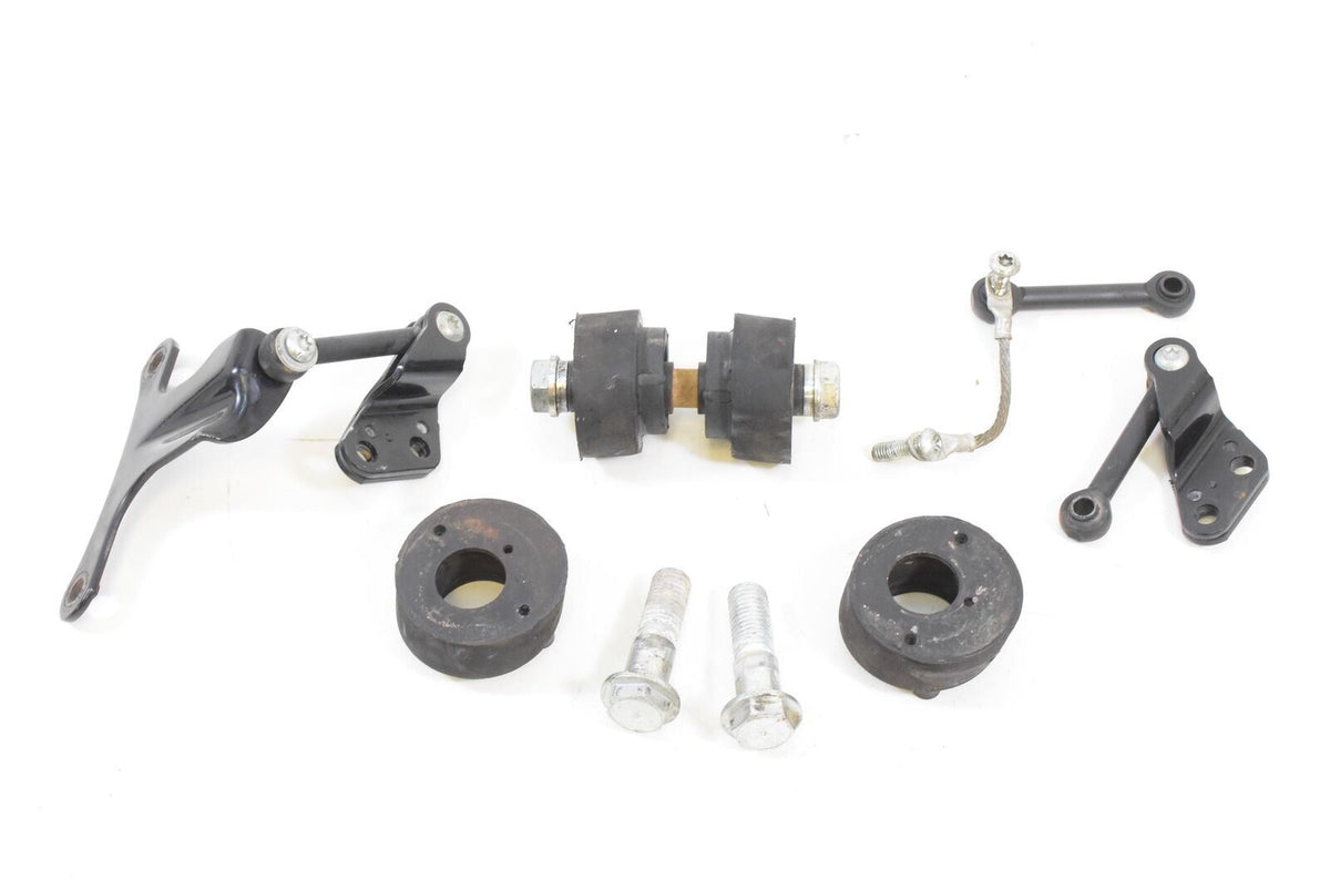 2007 Harley Sportster XL1200 Complete Engine Frame Mount Set 47471-04A {{ shop.shopifyCountryName }} - Mototech271