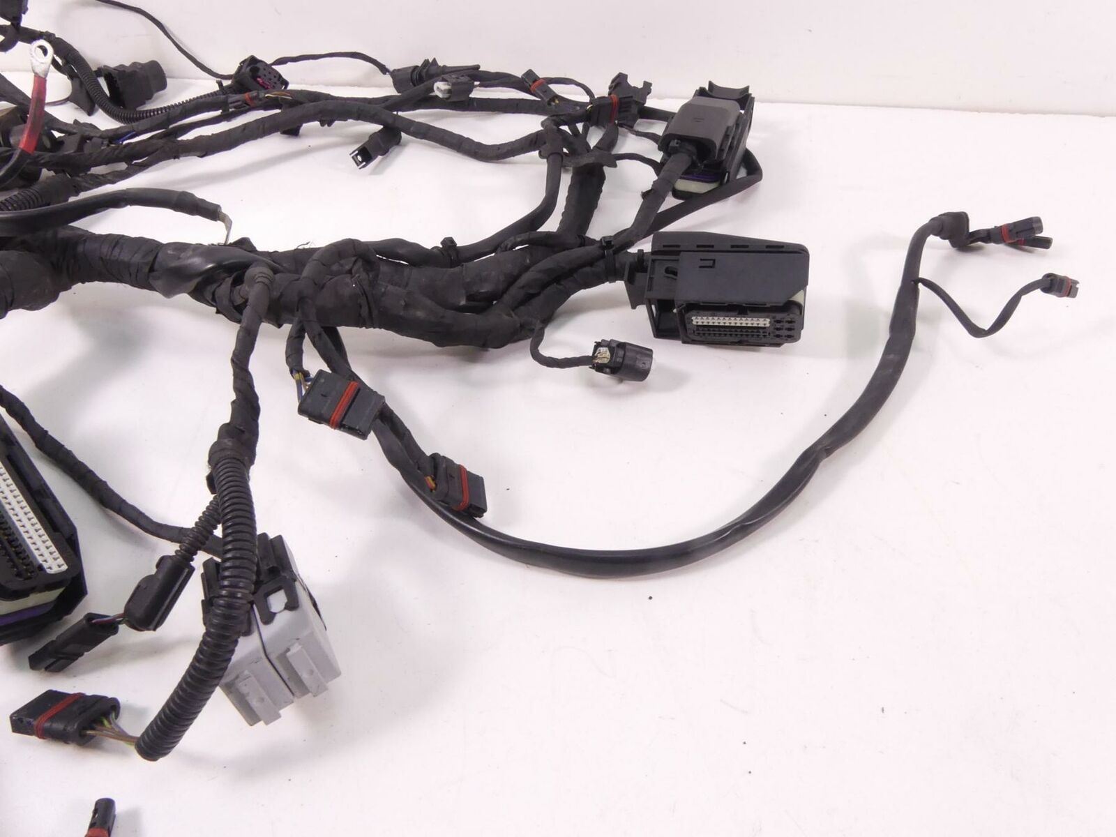 2010 BMW R1200GS Adventure K255 Engine & Main Wiring Harness Set 61117726670 {{ shop.shopifyCountryName }} - Mototech271
