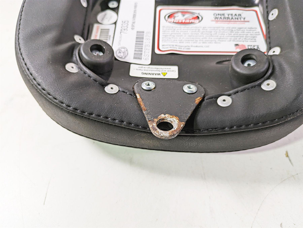 2018 Harley Softail FXFBS Fat Bob Mustang Touring Seat Saddle & Backrest 79334 {{ shop.shopifyCountryName }} - Mototech271