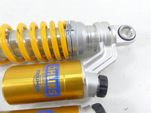 Load image into Gallery viewer, 2017 Triumph Thruxton 1200R Rear Ohlins Suspension Shock Damper 15.5&quot; Set T2050392
