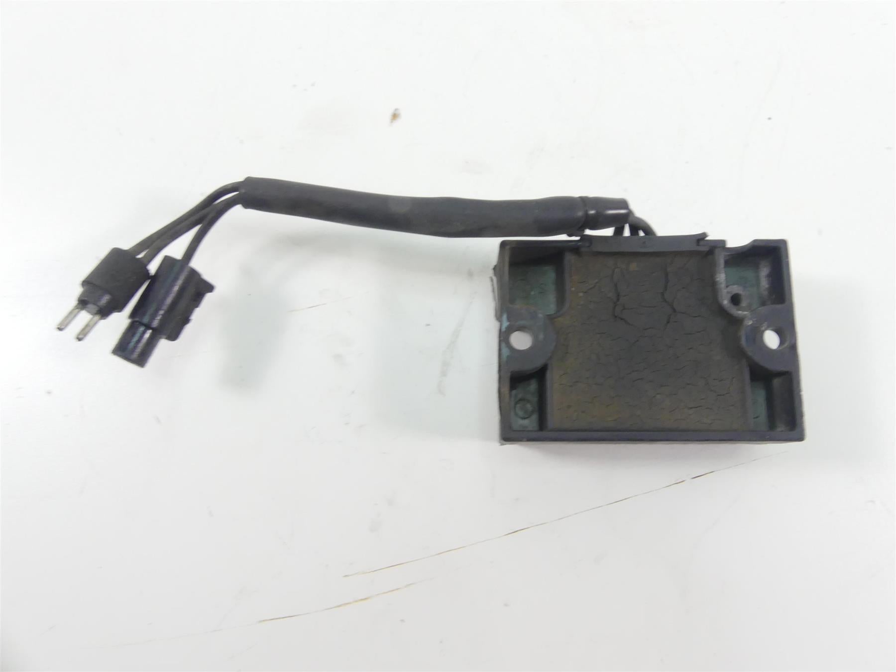 2003 Harley Sportster XL1200 C 100th Anniv Rectifier Voltage Regulator 74523-94A {{ shop.shopifyCountryName }} - Mototech271