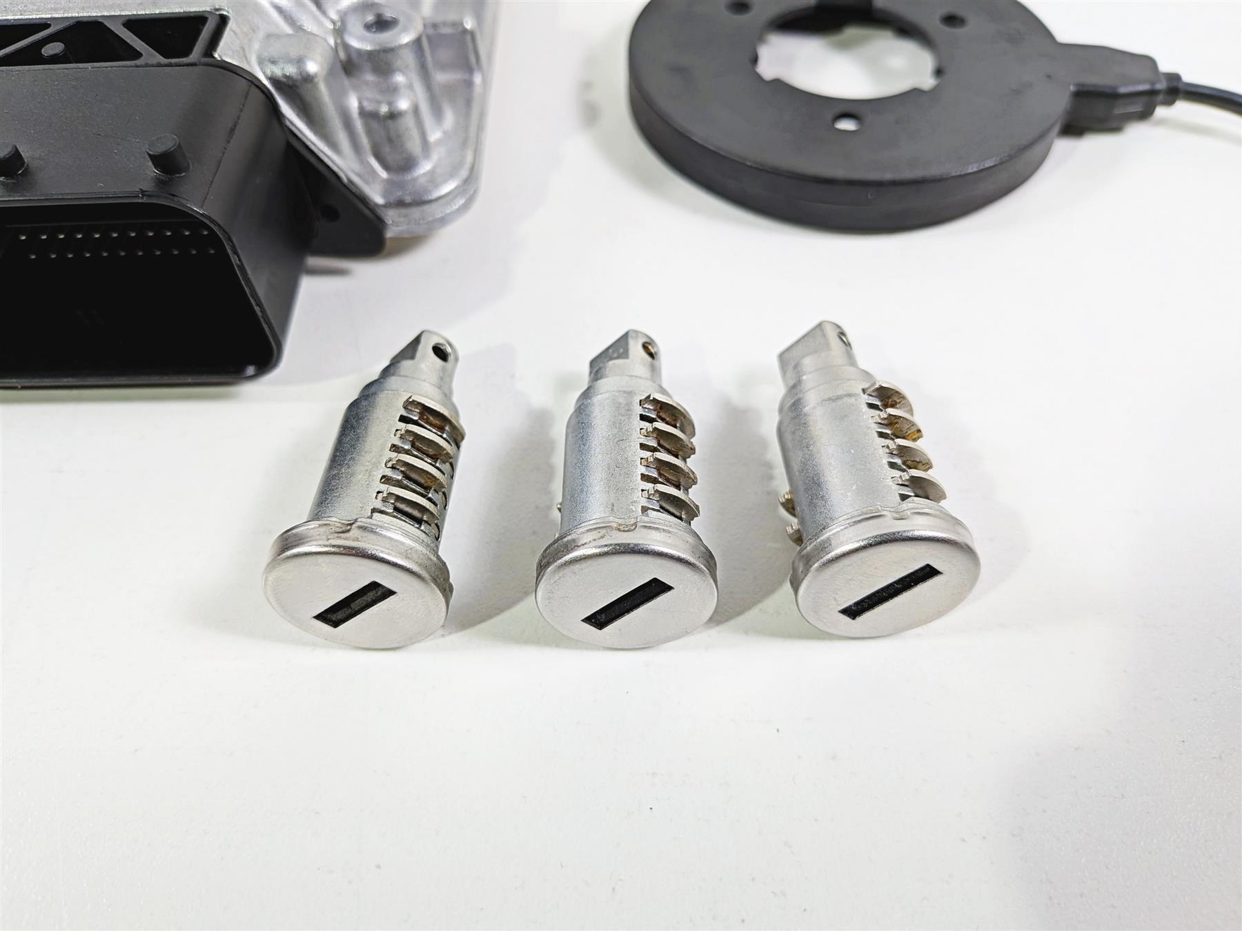2023 BMW R1250RT RTP K52 Keyless Ride Cdi Ignition Switch Key Locks 66127915296 {{ shop.shopifyCountryName }} - Mototech271