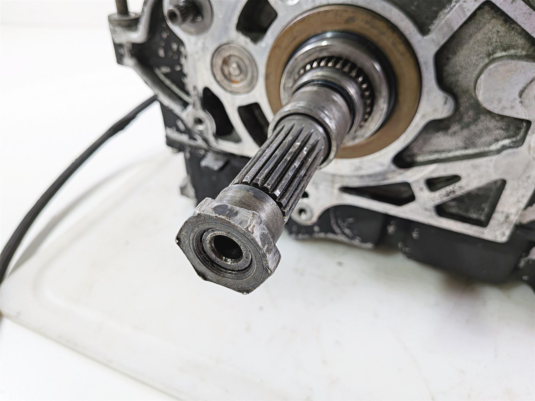 1993 Harley Touring FLHTCU Electra Glide Transmission Gear Box 5 Speed 33013-93 {{ shop.shopifyCountryName }} - Mototech271
