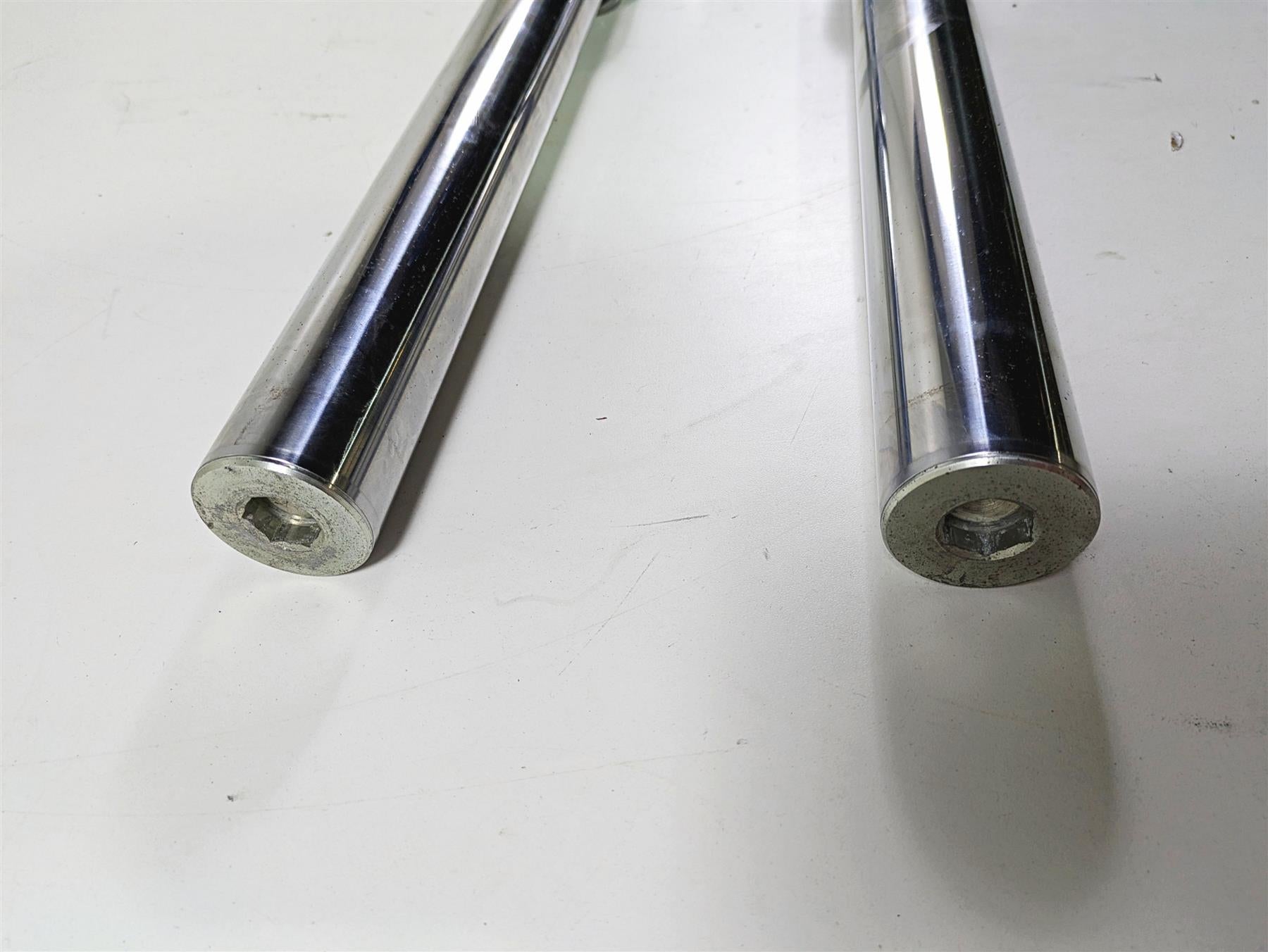 2017 Harley Touring FLHTKSE CVO E-Glide Chrome Front Forks 49Mm 45400162 {{ shop.shopifyCountryName }} - Mototech271