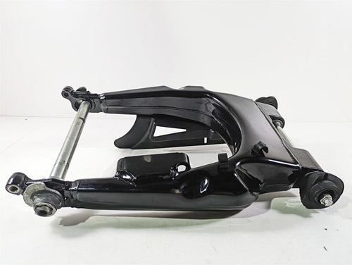 2020 Harley Touring FLHT Electra Glide Swingarm Swing Arm + Axle 47549-09A | Mototech271