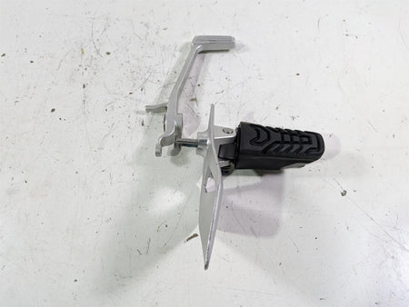 2022 BMW R1250 RT K052 Right Front Footpeg & Brake Pedal Set 35218534746 {{ shop.shopifyCountryName }} - Mototech271