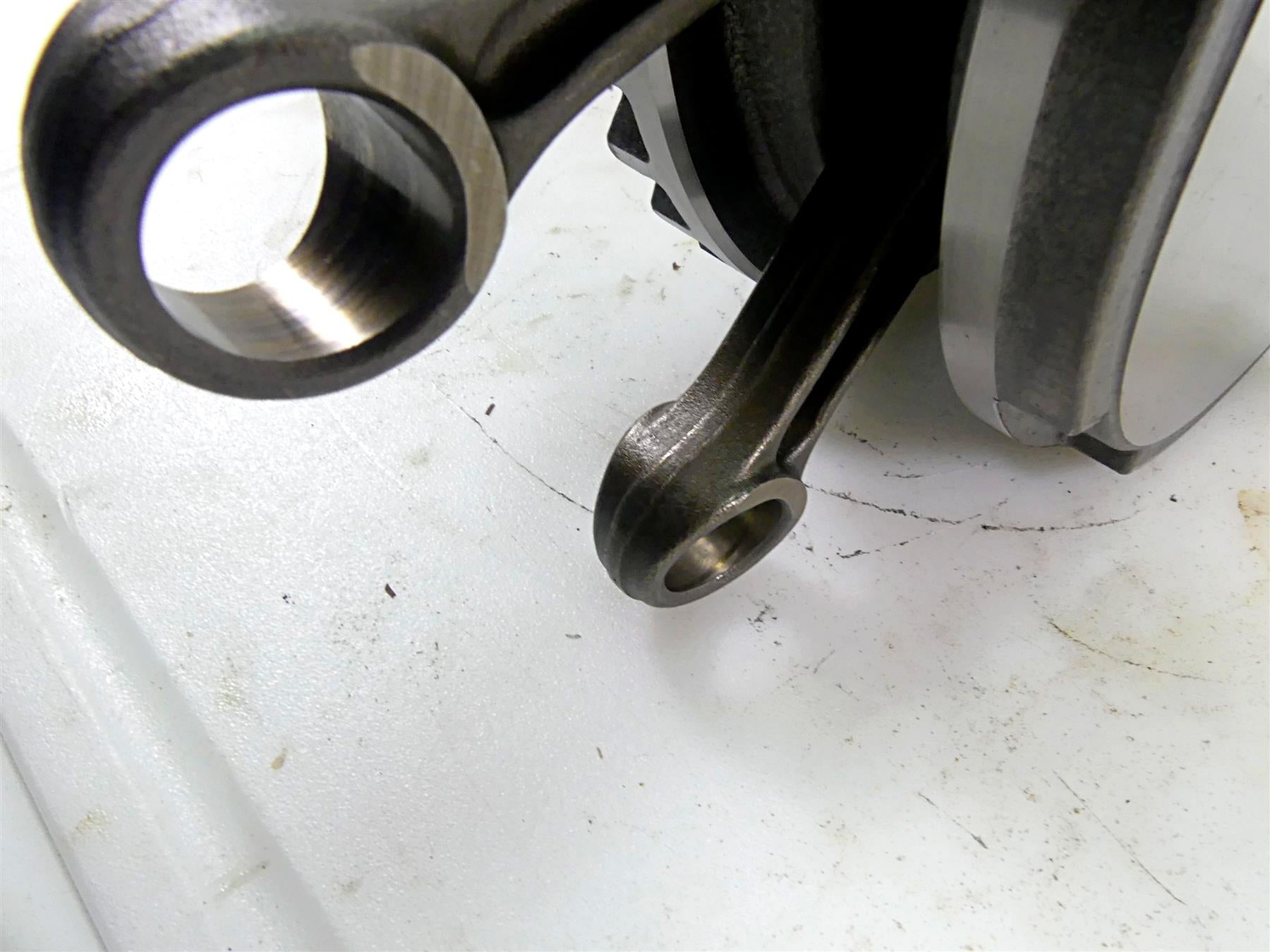 2017 Harley Dyna FXDB Street Bob Crankshaft Crank Shaft 24100021 {{ shop.shopifyCountryName }} - Mototech271
