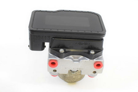 2015 Triumph Rocket III Touring ABS ABS Brake Braking Module Pump T2020413 {{ shop.shopifyCountryName }} - Mototech271