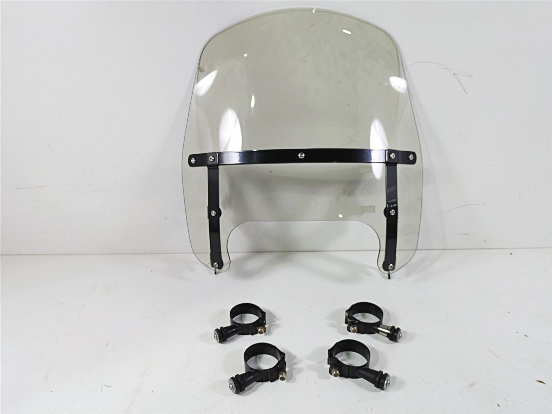 2018 Harley Softail FXFBS Fat Bob 15" Windshield Screen & Mounts - Read 57400330 {{ shop.shopifyCountryName }} - Mototech271