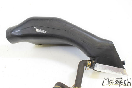 2005 Kawasaki ZZR1200 ZX1200 Front Air Intake Duct Ram Scoop Set 14073-1818 {{ shop.shopifyCountryName }} - Mototech271