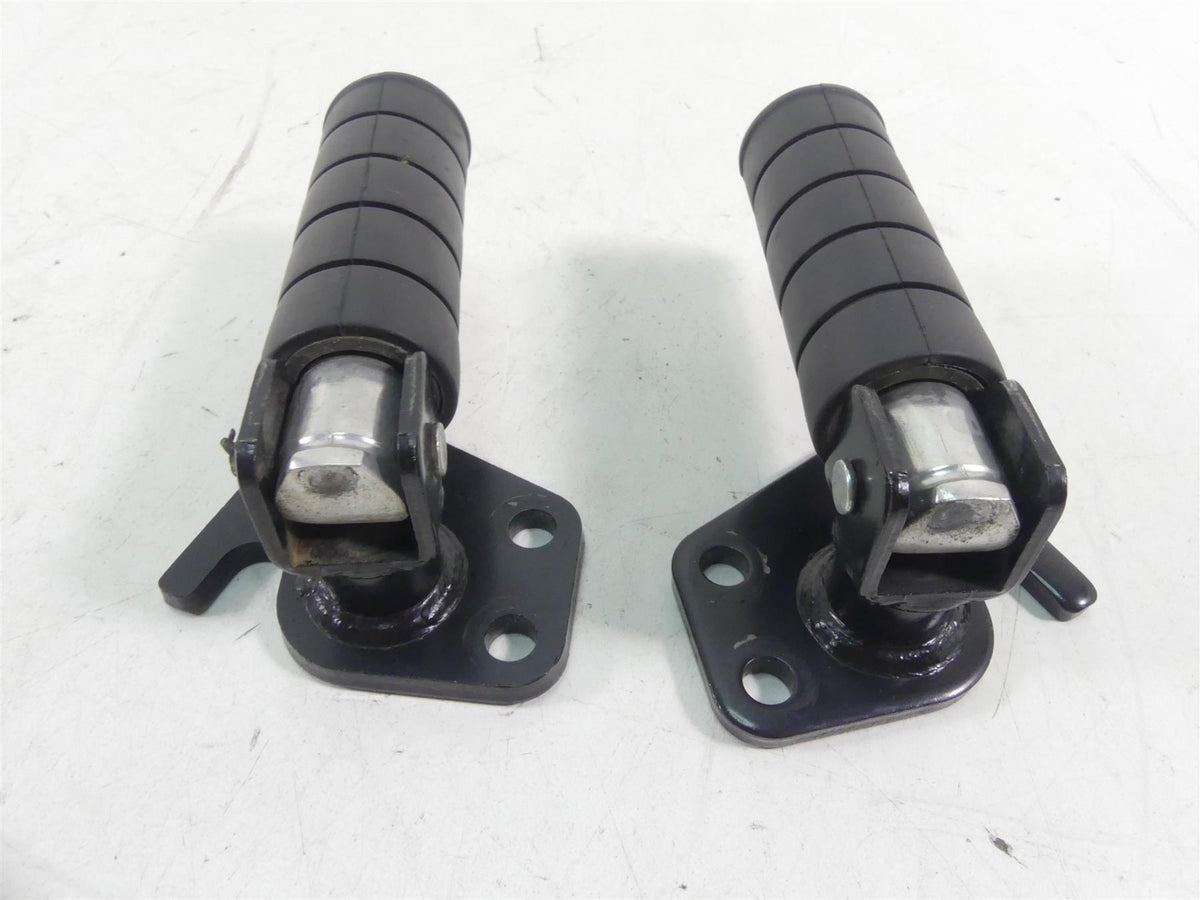 2002 Yamaha XVS1100 V-Star Rear Passenger Footpeg Foot Rest Set 5EL-27430-00-00 {{ shop.shopifyCountryName }} - Mototech271