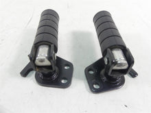 Load image into Gallery viewer, 2002 Yamaha XVS1100 V-Star Rear Passenger Footpeg Foot Rest Set 5EL-27430-00-00 | Mototech271
