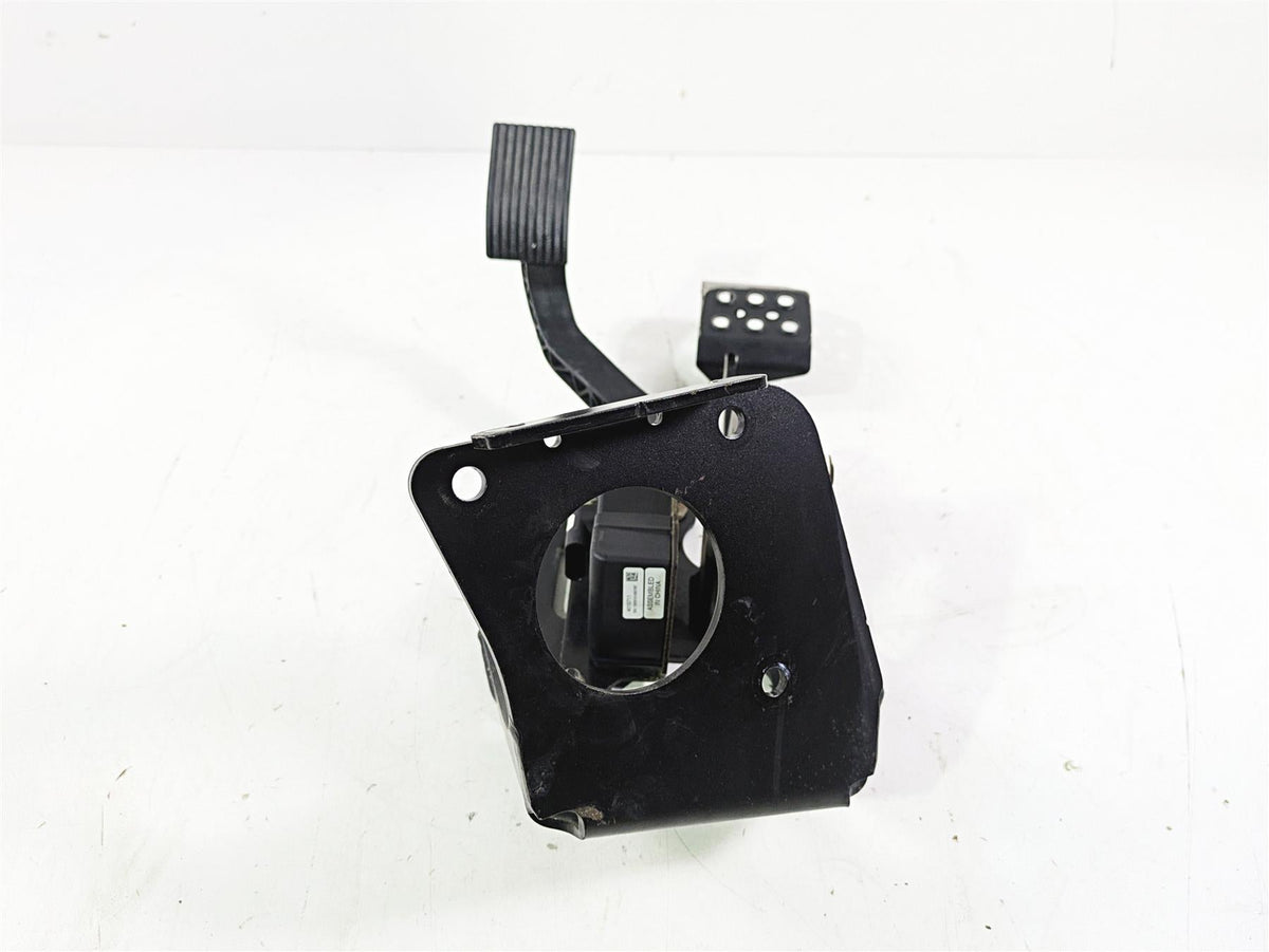 2020 Polaris General 1000 EPS Accelerator & Brake Pedal 4015711 1021765 {{ shop.shopifyCountryName }} - Mototech271