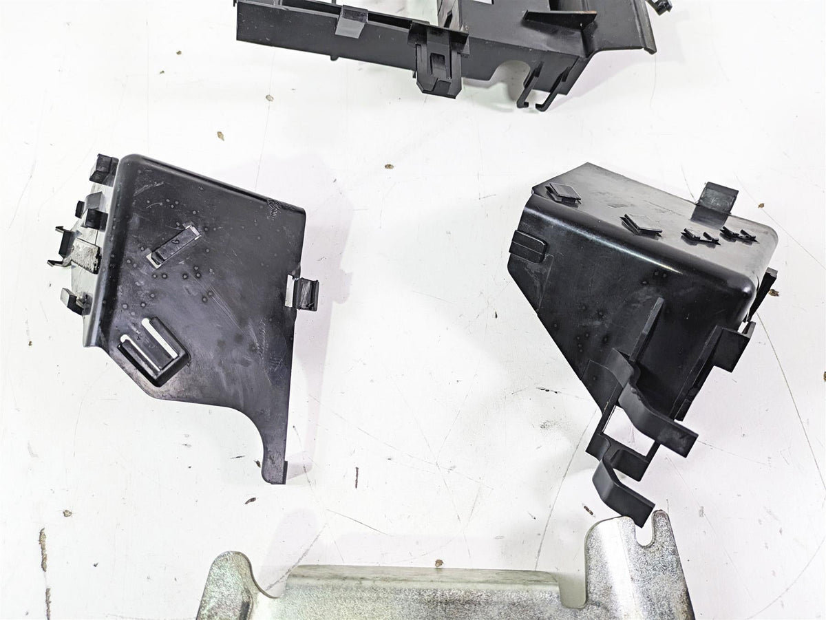 2012 Harley VRSCF Muscle V Rod Electrical Battery Holder Stay Set 70393-07 {{ shop.shopifyCountryName }} - Mototech271