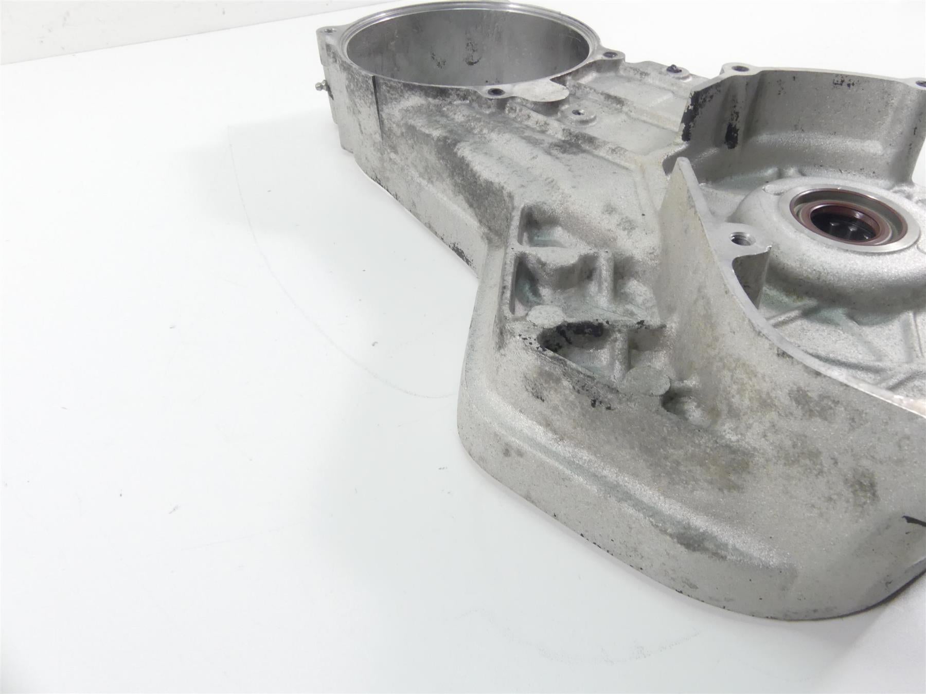 1995 Harley Touring FLHTCU Electra Glide Inner Primary Clutch Cover 60677-94 {{ shop.shopifyCountryName }} - Mototech271