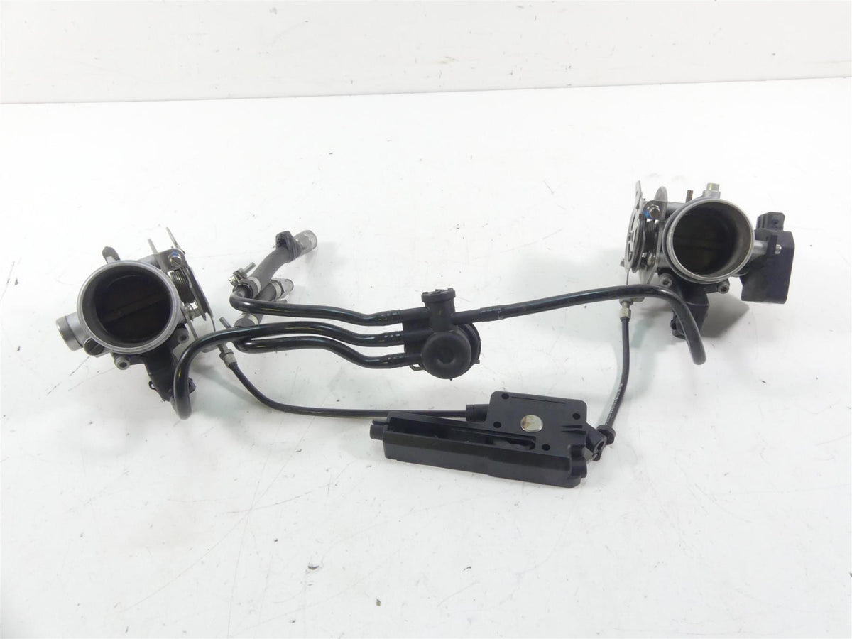 2003 BMW R1150 GS R21 Throttle Body Set & Junction Box 13541342495 13541342496 {{ shop.shopifyCountryName }} - Mototech271