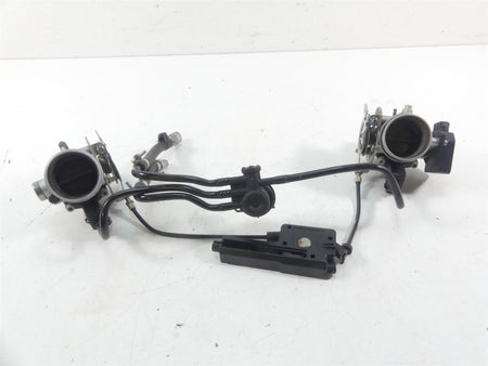 2003 BMW R1150 GS R21 Throttle Body Set & Junction Box 13541342495 13541342496 {{ shop.shopifyCountryName }} - Mototech271