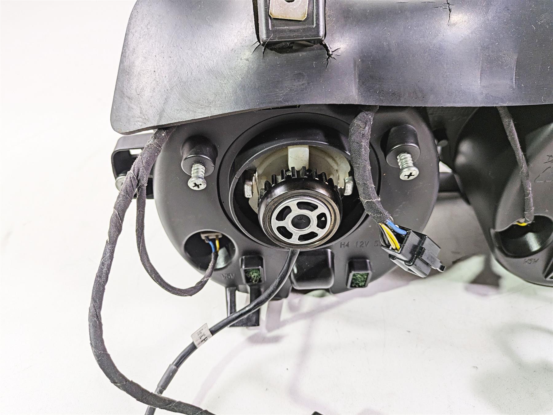 2016 Moto Guzzi Stelvio 1200 8V NTX Front Headlight + Cyclops Led Bulb 887029 {{ shop.shopifyCountryName }} - Mototech271