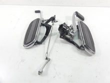 Load image into Gallery viewer, 2011 Harley Touring FLTRU Road Glide Floorboard Shifter Brake Pedal Set 47365-09 | Mototech271
