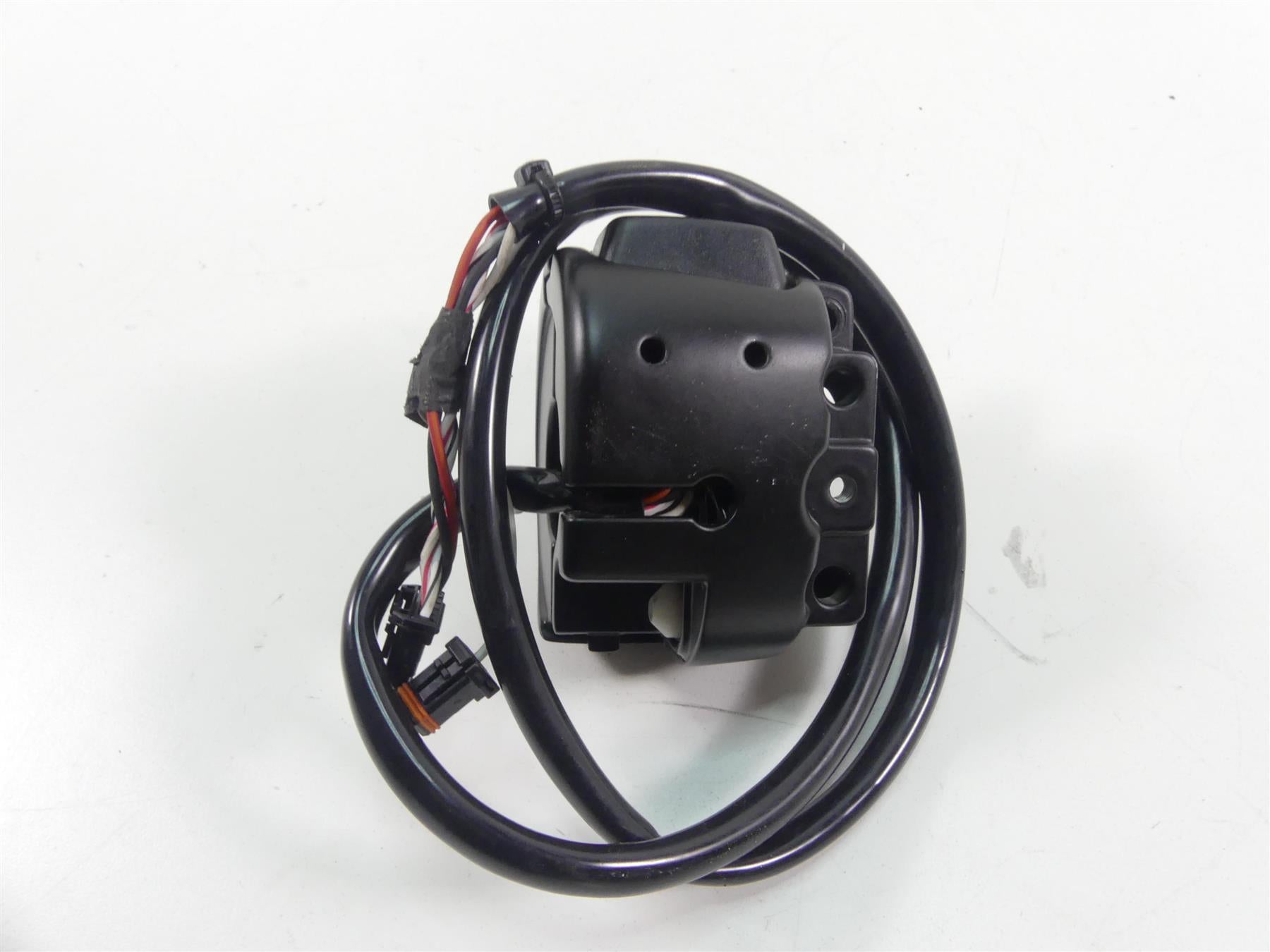 2022 Harley Softail FXBBS Street Bob Right Hand Control Switch 71500462 {{ shop.shopifyCountryName }} - Mototech271