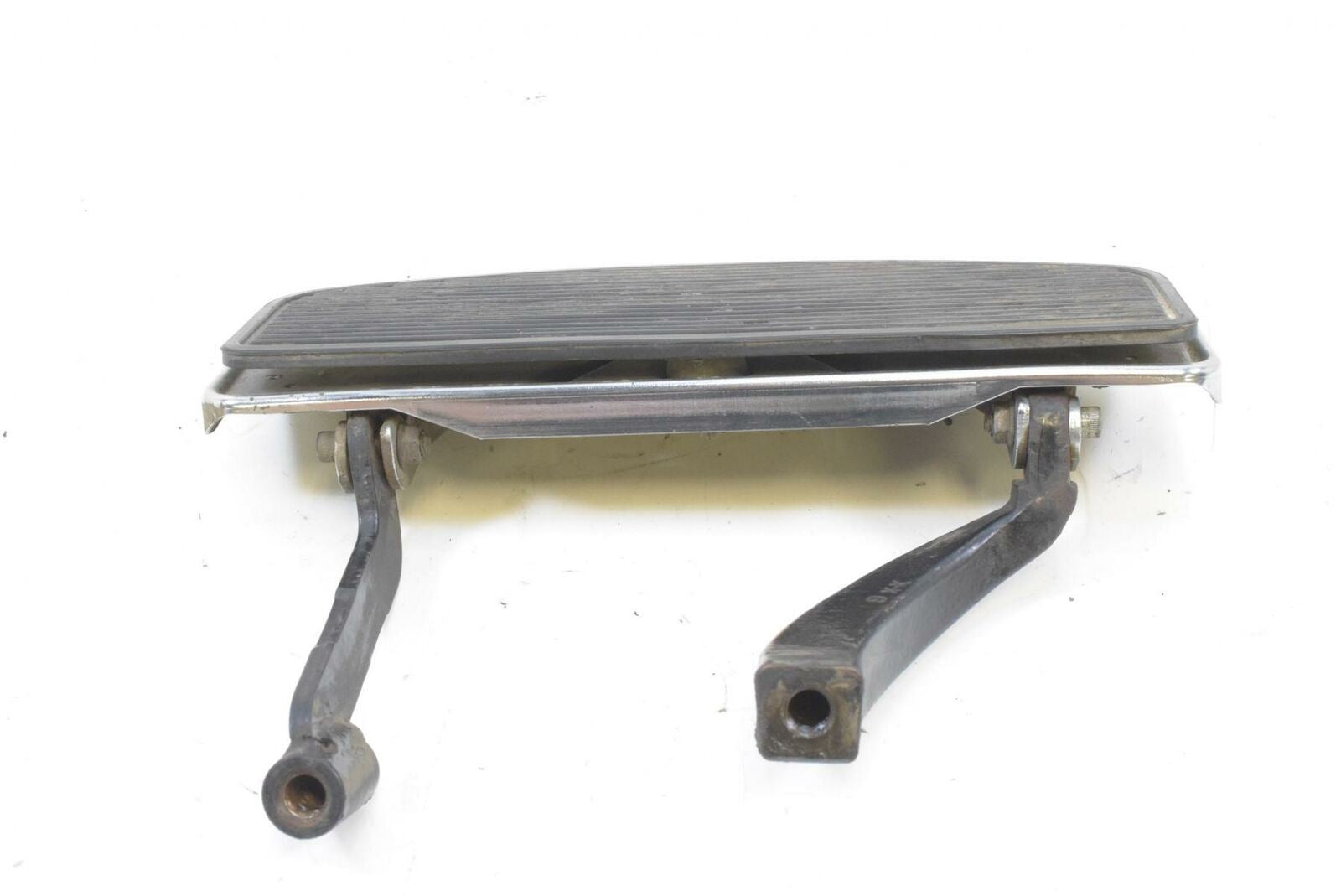 2006 Harley Touring FLHTCUI Electra Glide Rider Right Floor Board 50518-83B {{ shop.shopifyCountryName }} - Mototech271