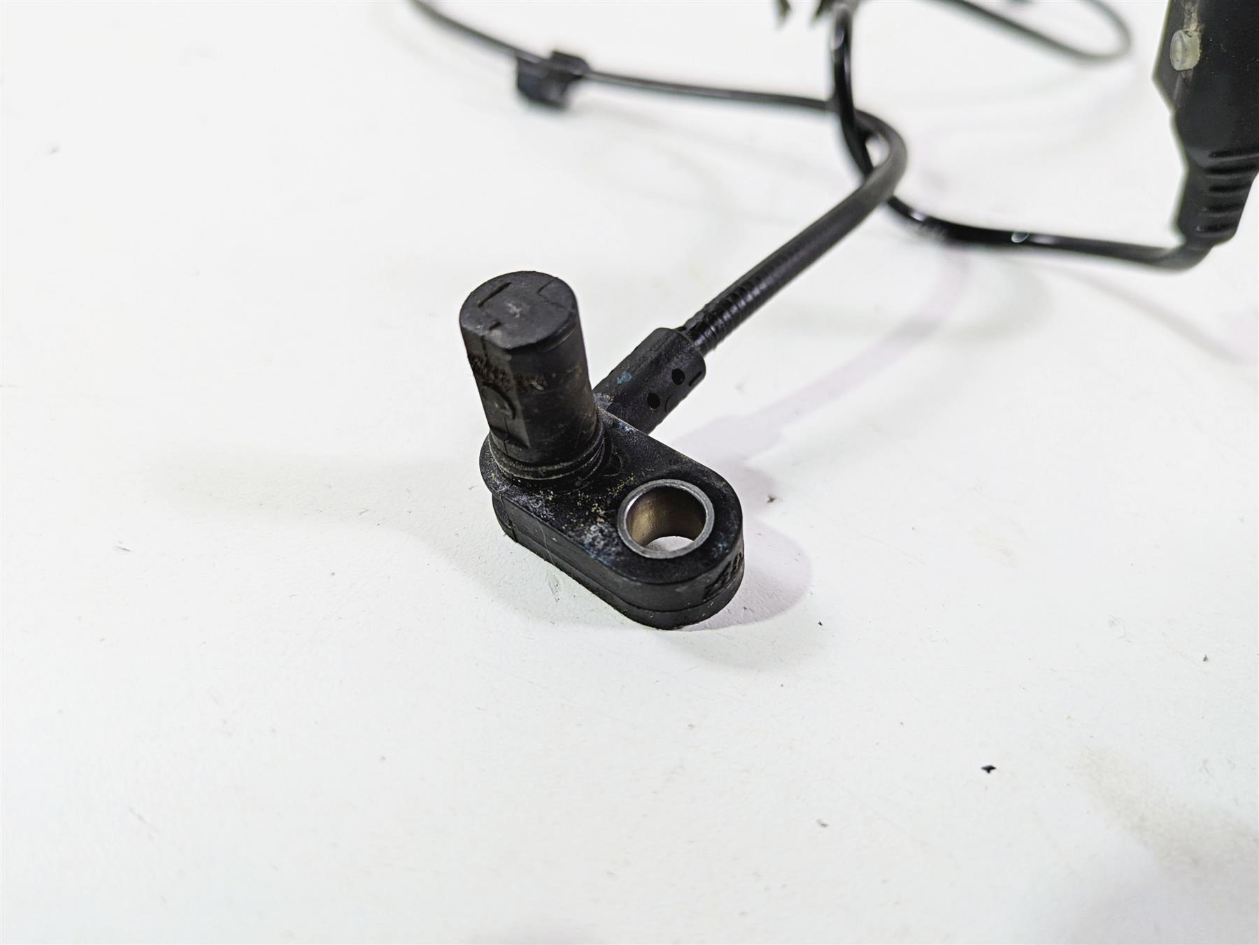 2019 BMW G310GS K02 Rear Abs Brake Wheel Speed Sensor - READ 34529443105 {{ shop.shopifyCountryName }} - Mototech271