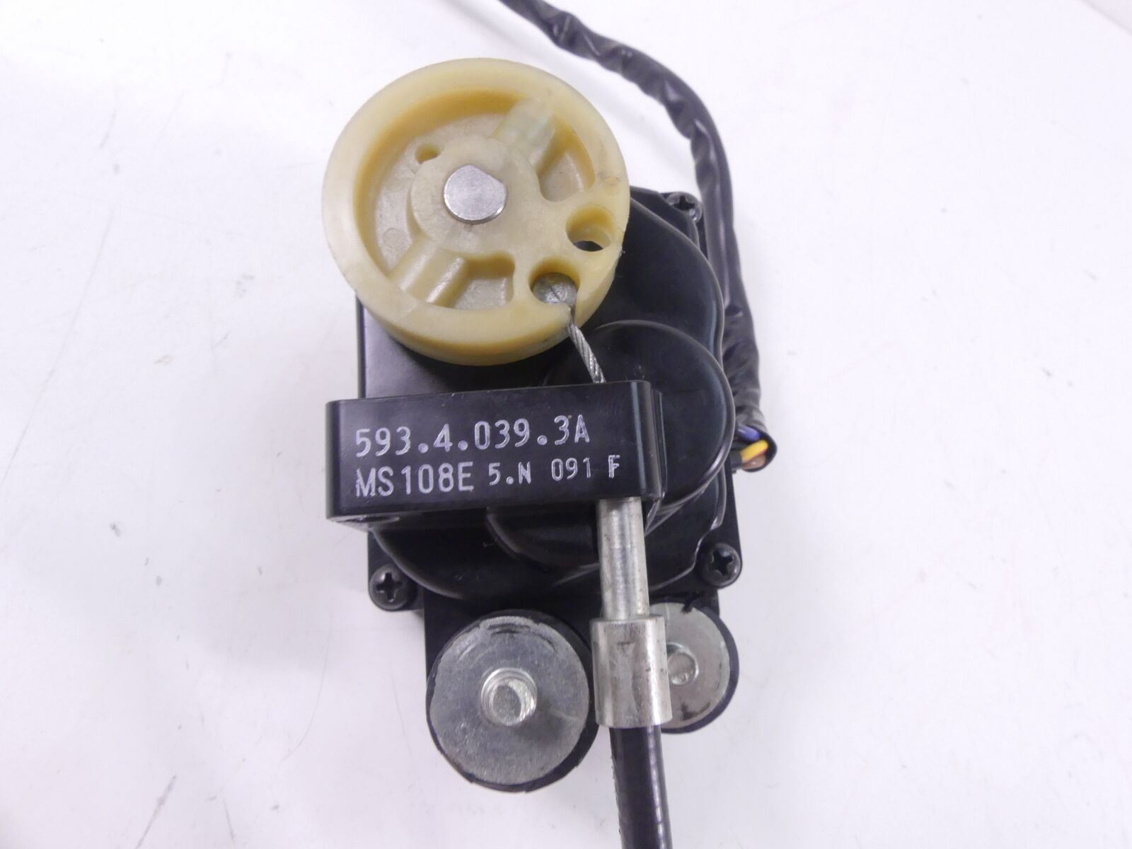 2016 Ducati Hypermotard 939SP Exhaust Flap Motor Valve Actuator 59340393A {{ shop.shopifyCountryName }} - Mototech271
