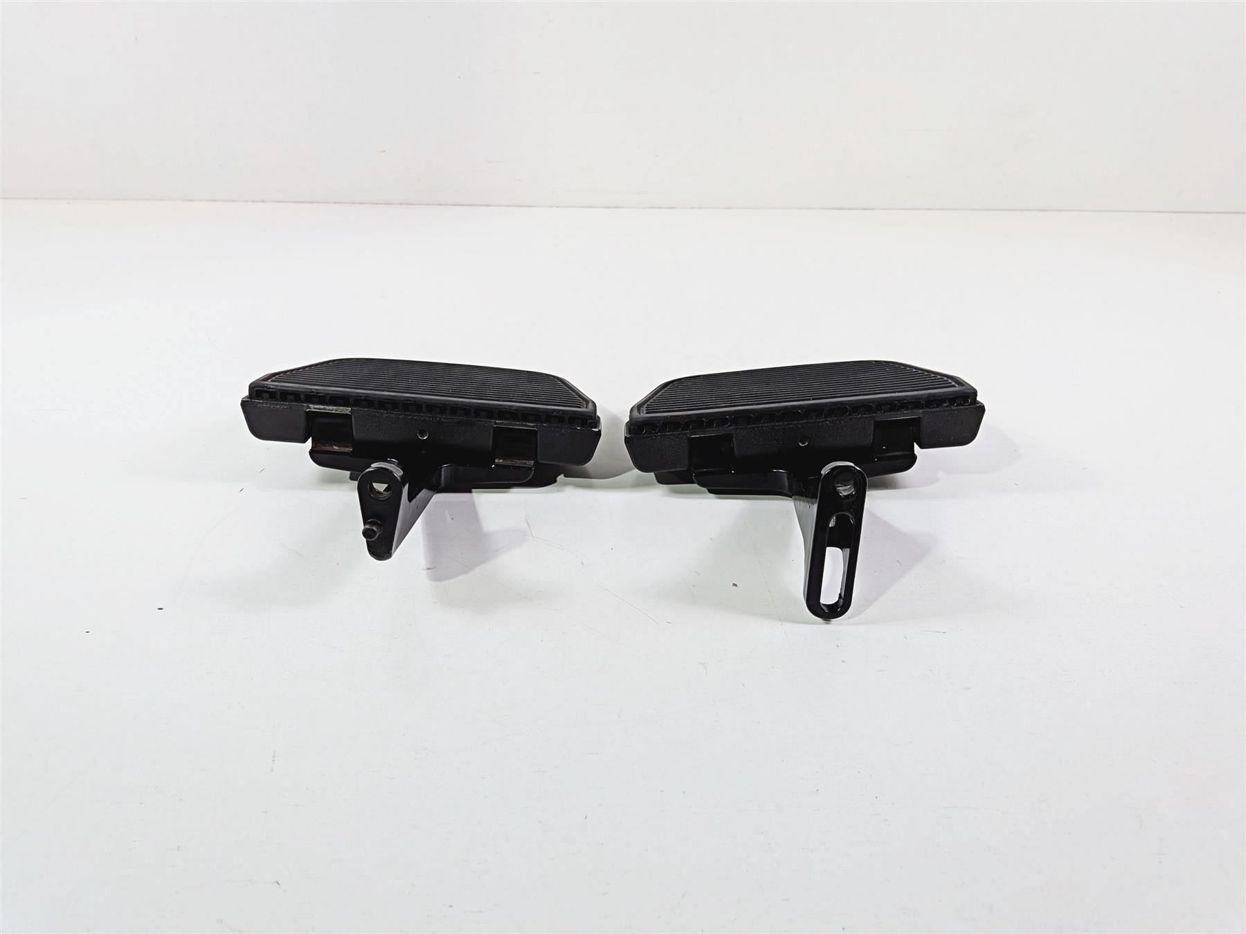 2016 Harley Touring FLHX Street Glide Rear Passenger Floor Board Set 50500460A {{ shop.shopifyCountryName }} - Mototech271