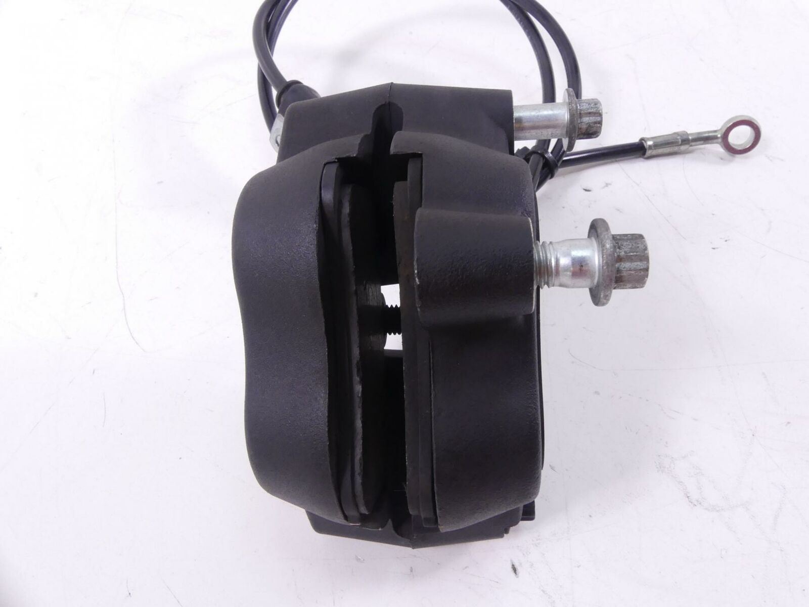 2017 Harley Dyna FXDB Street Bob Front Brake Caliper & Line 41300001 {{ shop.shopifyCountryName }} - Mototech271