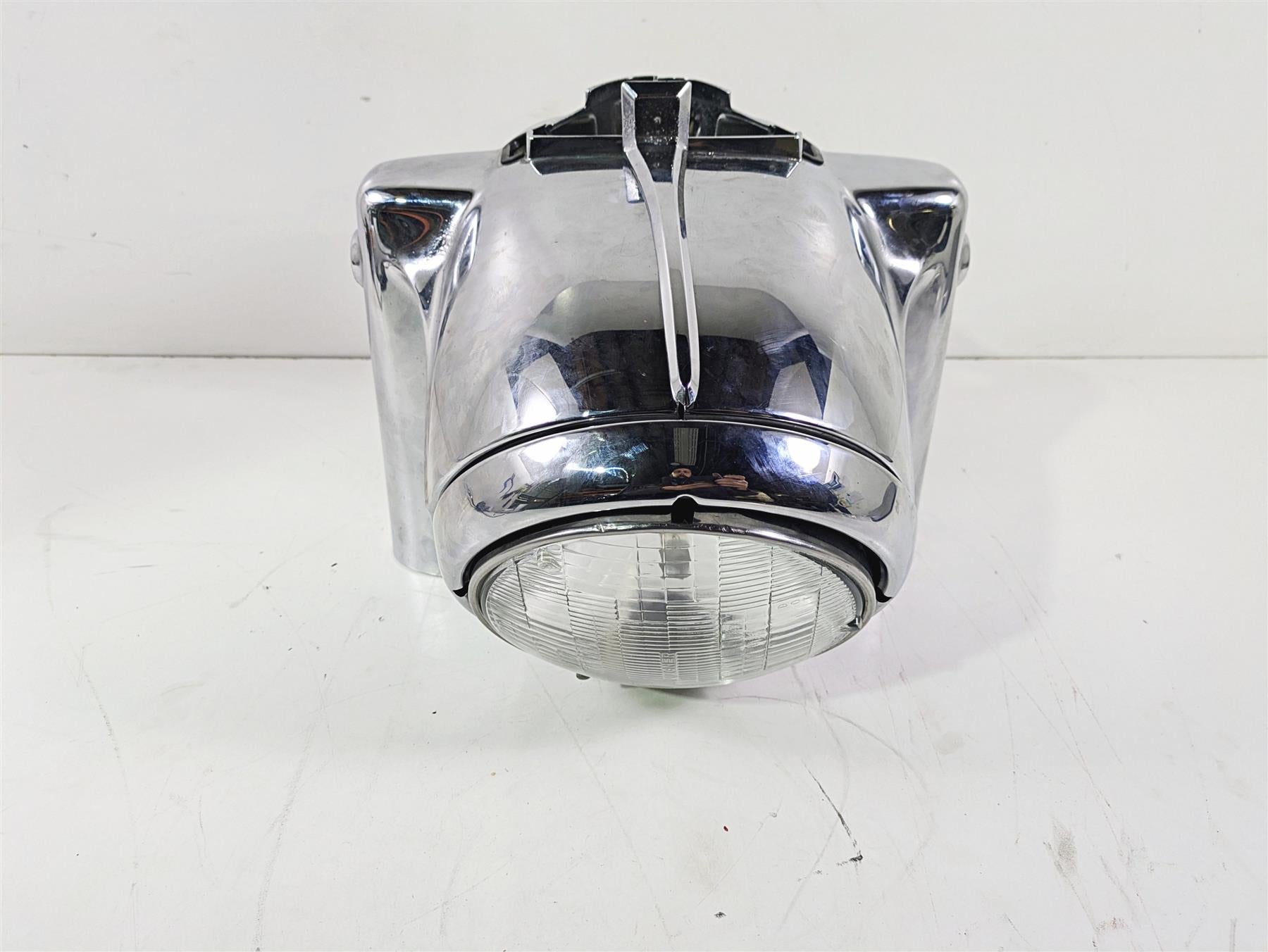 2005 Harley Touring FLHRI Road King Headlight Nacelle Lamp Covers 67674-03B {{ shop.shopifyCountryName }} - Mototech271