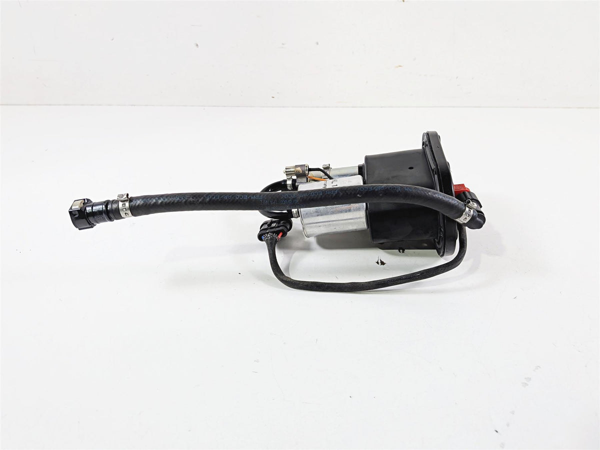 2018 Aprilia RSV4 RR Fuel Gas Petrol Pump -Tested B043925 {{ shop.shopifyCountryName }} - Mototech271
